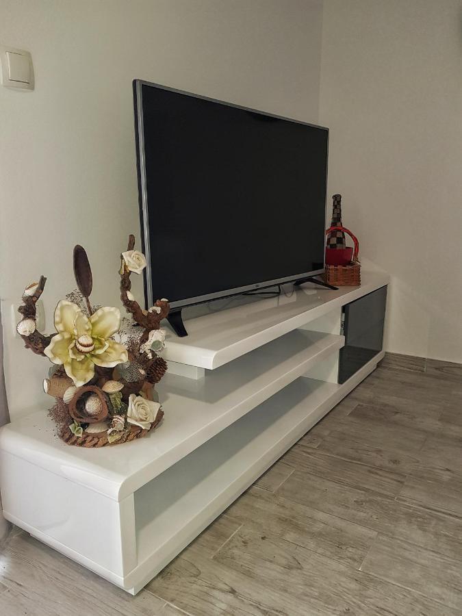 Apartman Nela Appartement Kaštel Sućurac Buitenkant foto