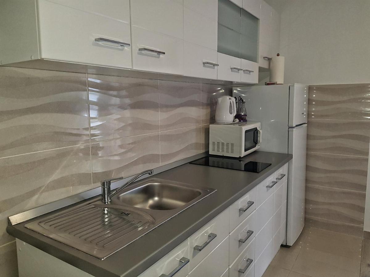 Apartman Nela Appartement Kaštel Sućurac Buitenkant foto