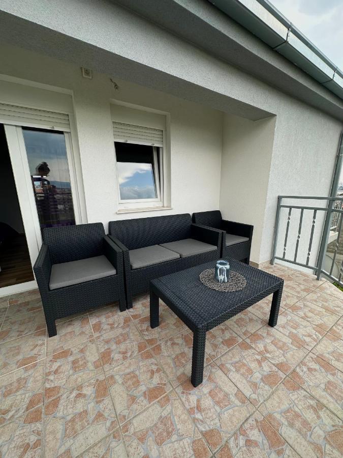 Apartman Nela Appartement Kaštel Sućurac Buitenkant foto